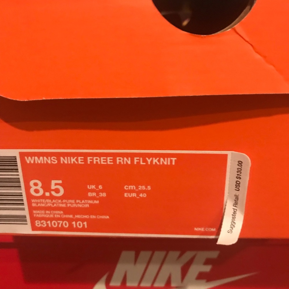 Nike flynits